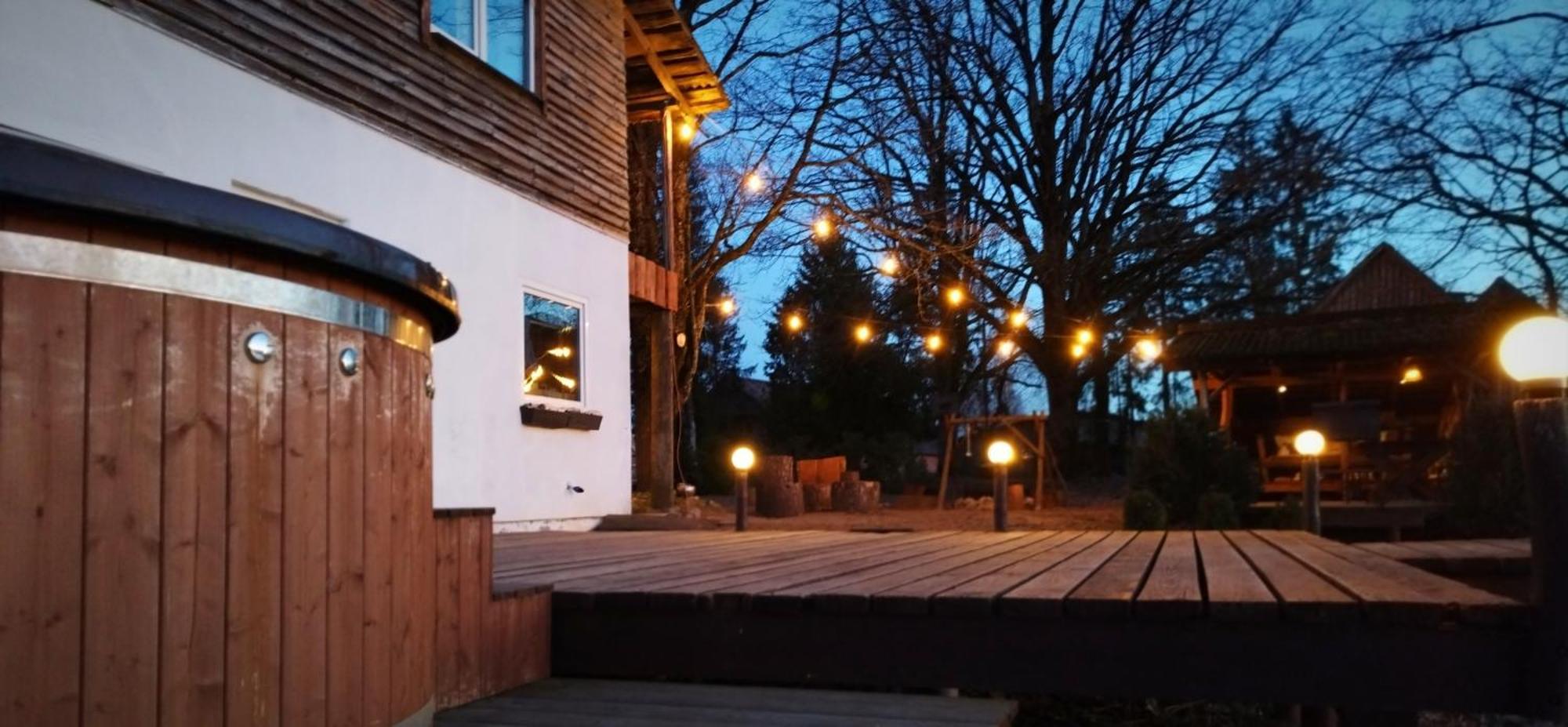 Guesthouse, Sauna & Jacuzzi In Gauja Valley - Kakukalns Straupe Kültér fotó