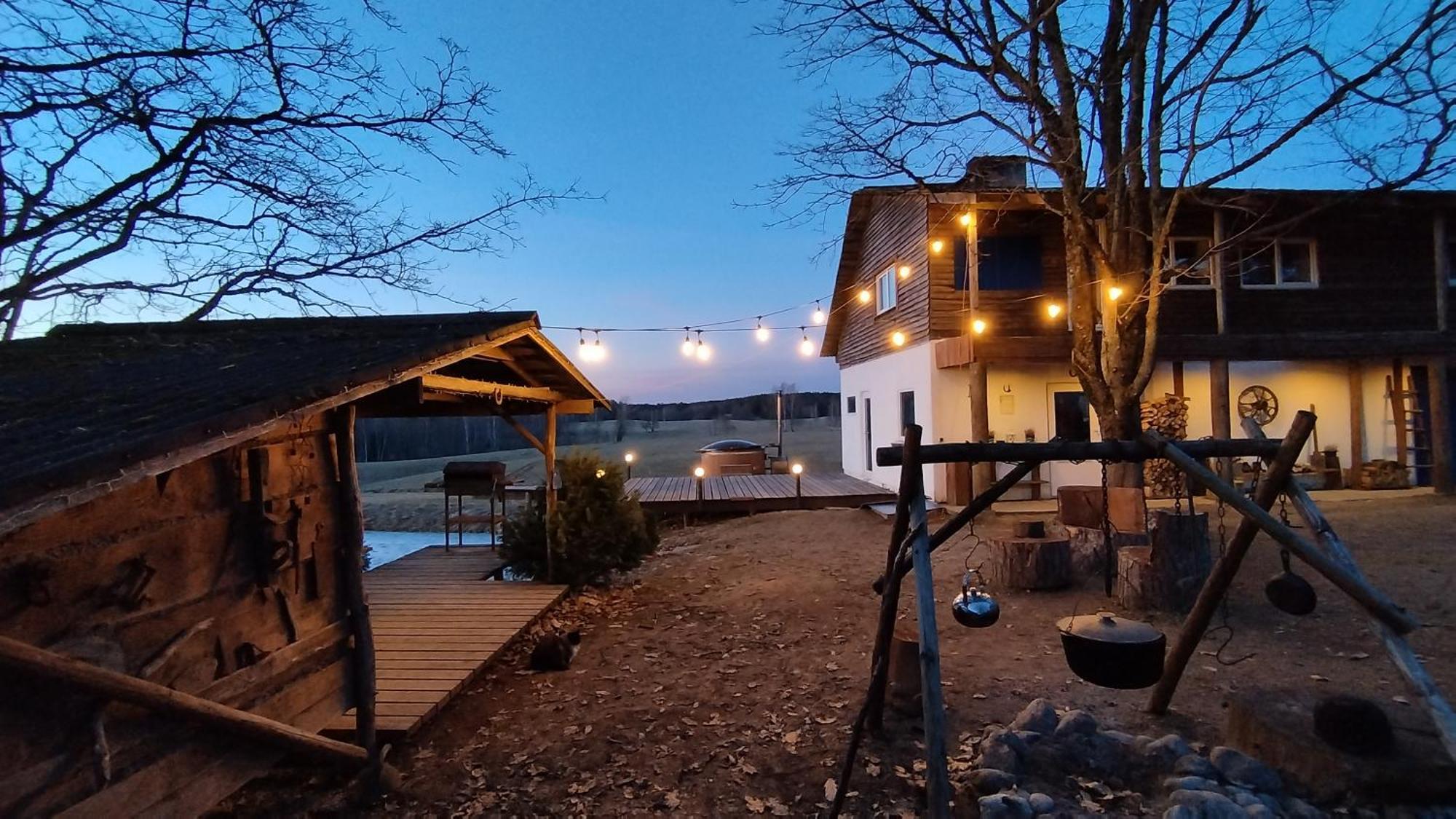 Guesthouse, Sauna & Jacuzzi In Gauja Valley - Kakukalns Straupe Kültér fotó