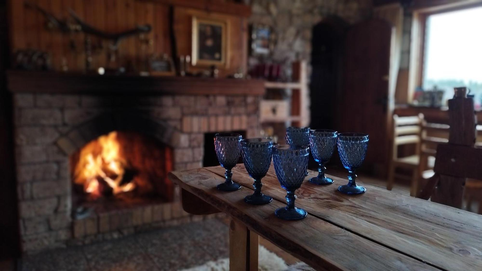 Guesthouse, Sauna & Jacuzzi In Gauja Valley - Kakukalns Straupe Kültér fotó