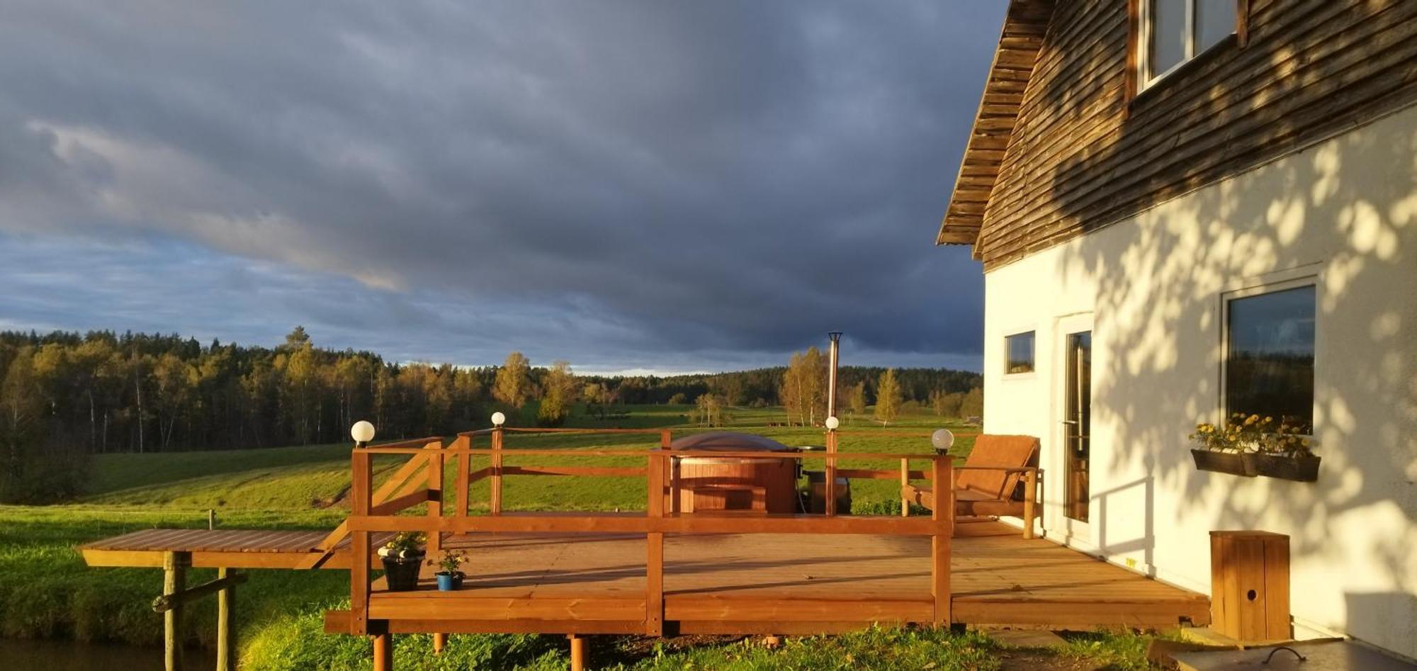 Guesthouse, Sauna & Jacuzzi In Gauja Valley - Kakukalns Straupe Kültér fotó