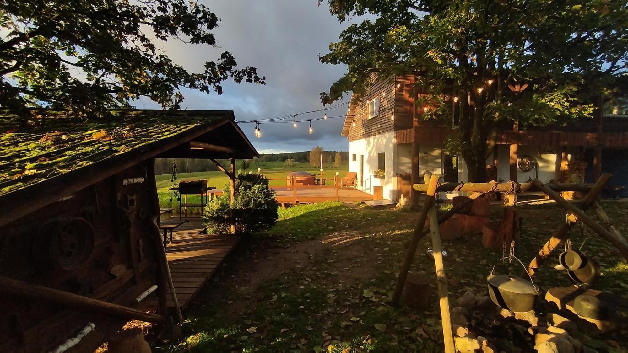 Guesthouse, Sauna & Jacuzzi In Gauja Valley - Kakukalns Straupe Kültér fotó