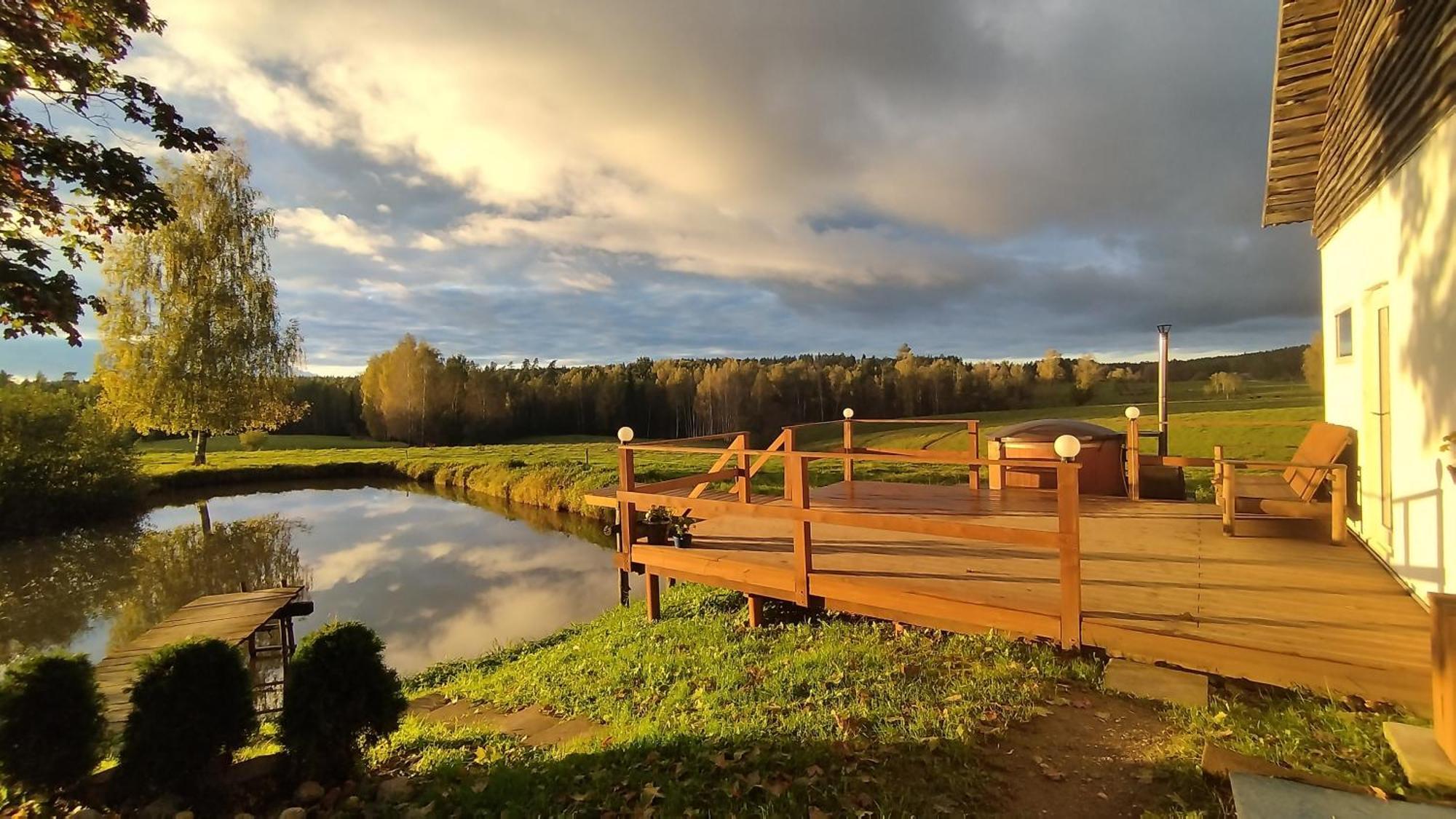 Guesthouse, Sauna & Jacuzzi In Gauja Valley - Kakukalns Straupe Kültér fotó
